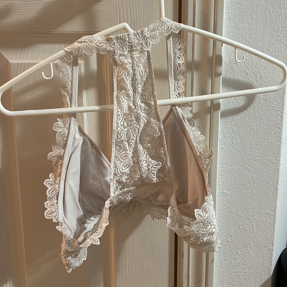 Ivory Racerback Bralette - Picture 3 of 5